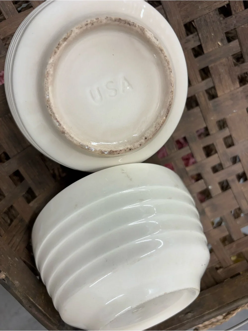 Stacked Cream Ceramic Bowls - Set of 2